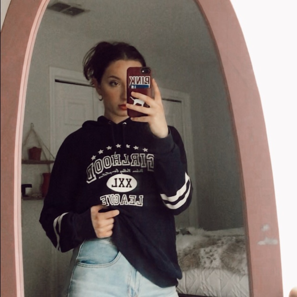 Oversized H&M Hoodie “Girlhood League”